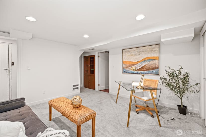 Property photo for 824 NW 57th Street, Seattle photo 28