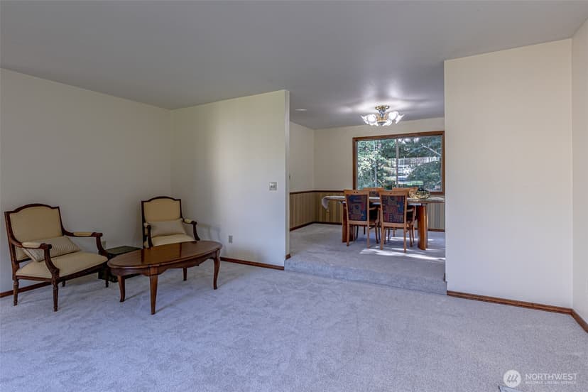 Property photo for 209 SW 331st Place, Federal Way photo 15