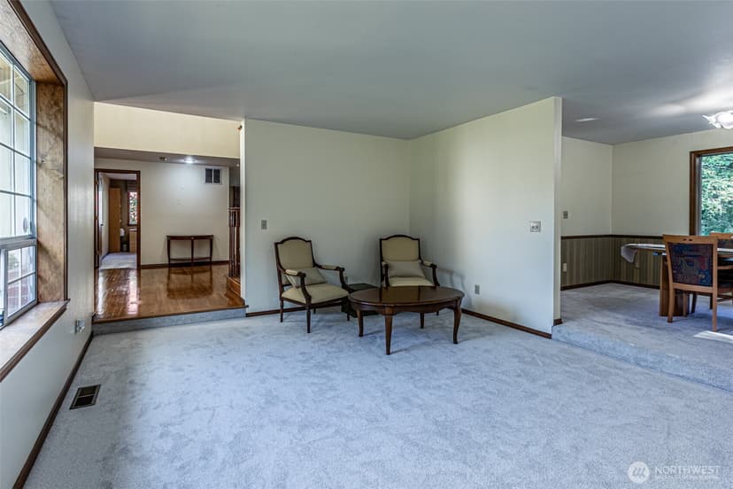 Property photo for 209 SW 331st Place, Federal Way photo 13
