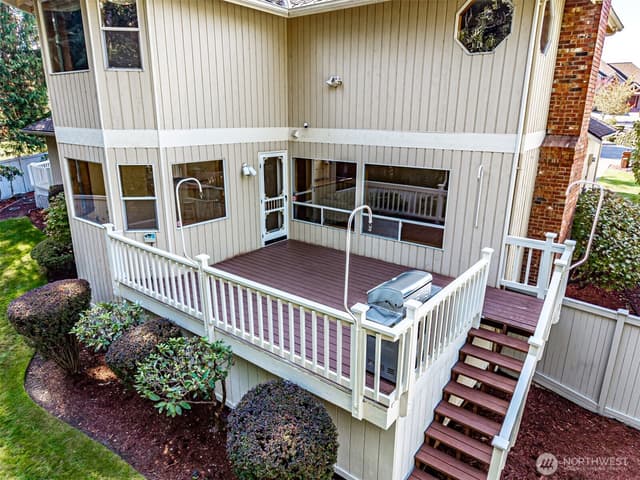 Property photo for 209 SW 331st Place, Federal Way photo 4