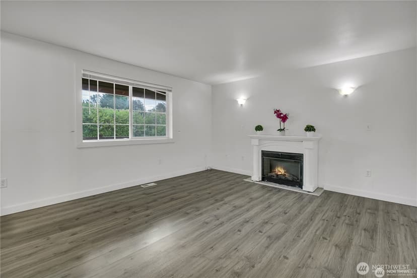 Property photo for 8402 E Sherwood Street, Tacoma photo 6