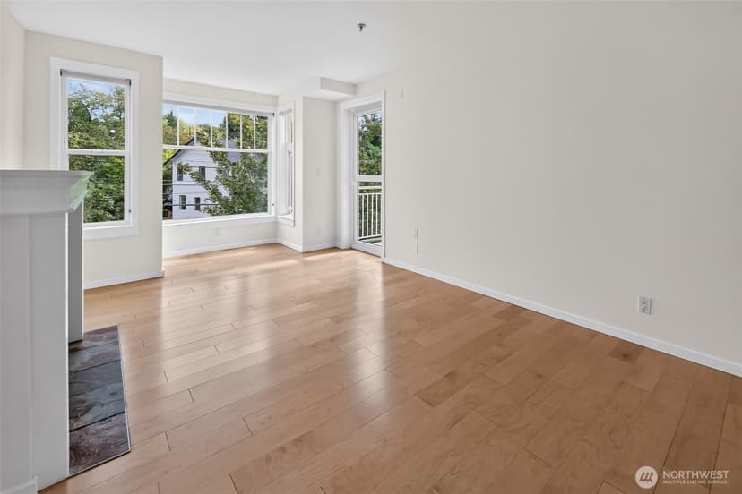 Property photo for 2901 NE Blakeley #401, Seattle photo 8