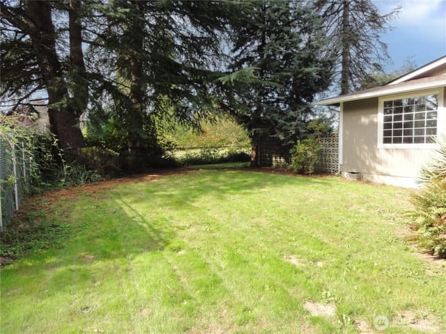Property photo for 11305 58th Street Ct E, Puyallup photo 2