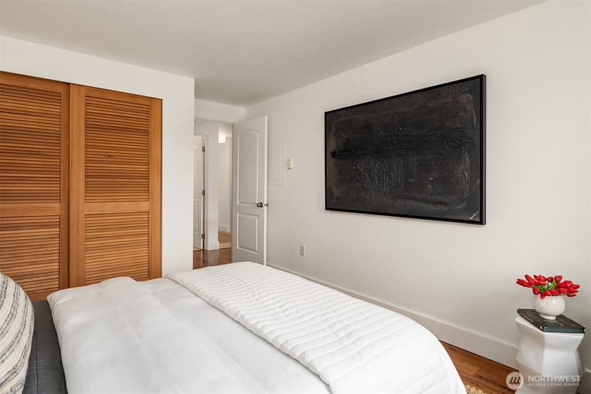 Property photo for 4831 Fauntleroy Way SW #305, Seattle photo 15