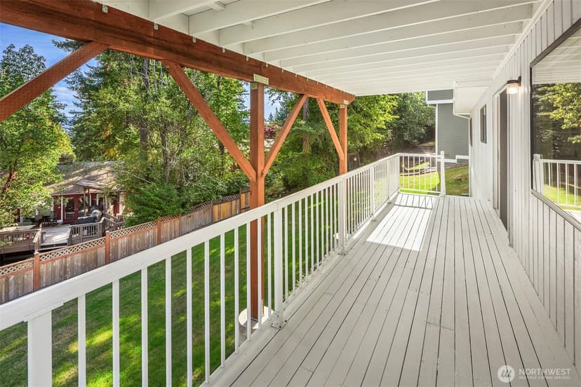 Property photo for 940 178th Place NE, Bellevue photo 31
