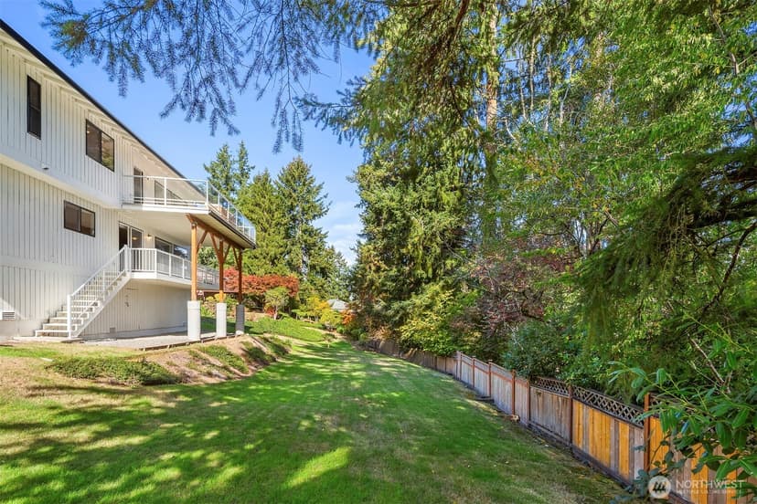 Property photo for 940 178th Place NE, Bellevue photo 37