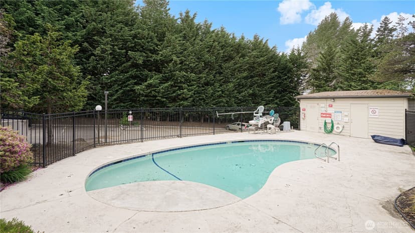 Property photo for 13616 NE 7th Street #E3, Bellevue photo 32