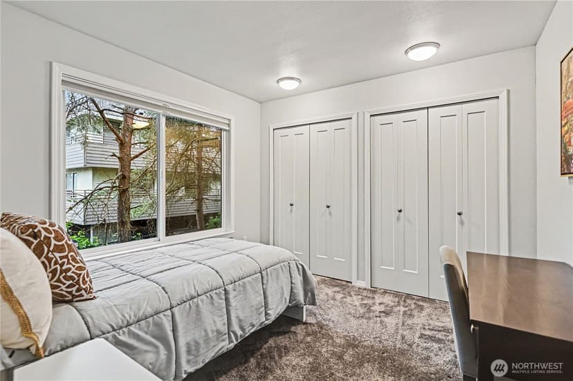 Property photo for 13616 NE 7th Street #E3, Bellevue photo 21