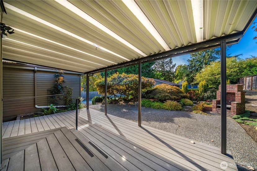 Property photo for 10501 39th Avenue SW, Seattle photo 30