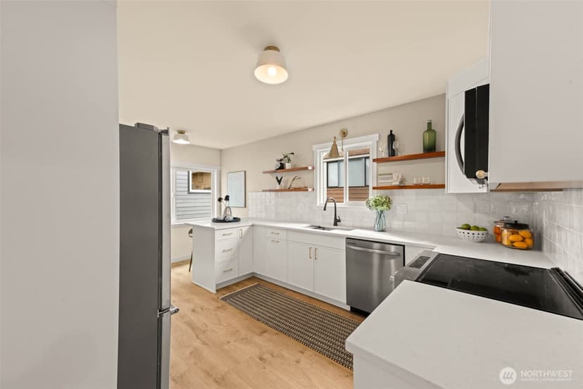 Property photo for 935 NW 61st Street #A, Seattle photo 7