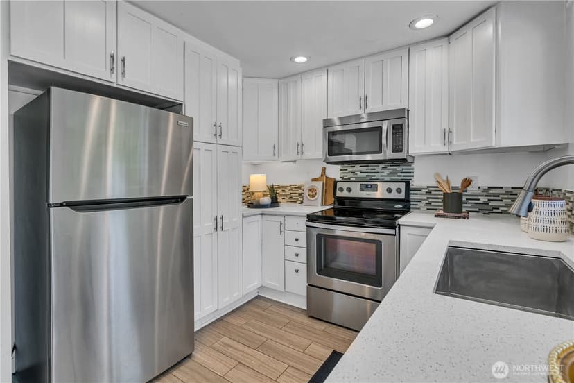 Property photo for 34221 39th Avenue S, Auburn photo 14