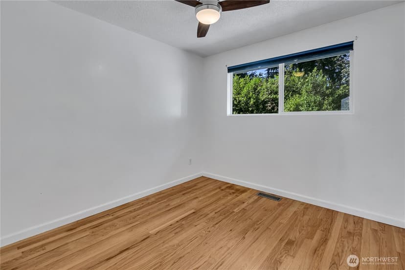 Property photo for 34221 39th Avenue S, Auburn photo 20