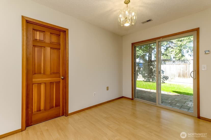 Property photo for 11216 SE 228th Place, Kent photo 9