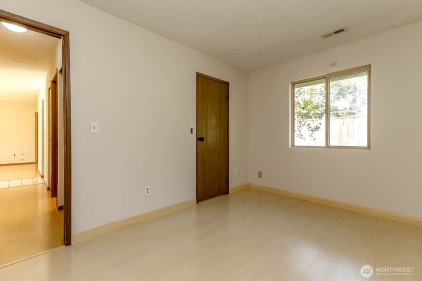 Property photo for 11216 SE 228th Place, Kent photo 20