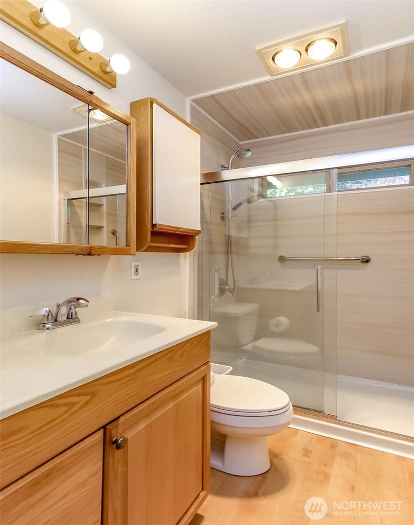 Property photo for 11216 SE 228th Place, Kent photo 14