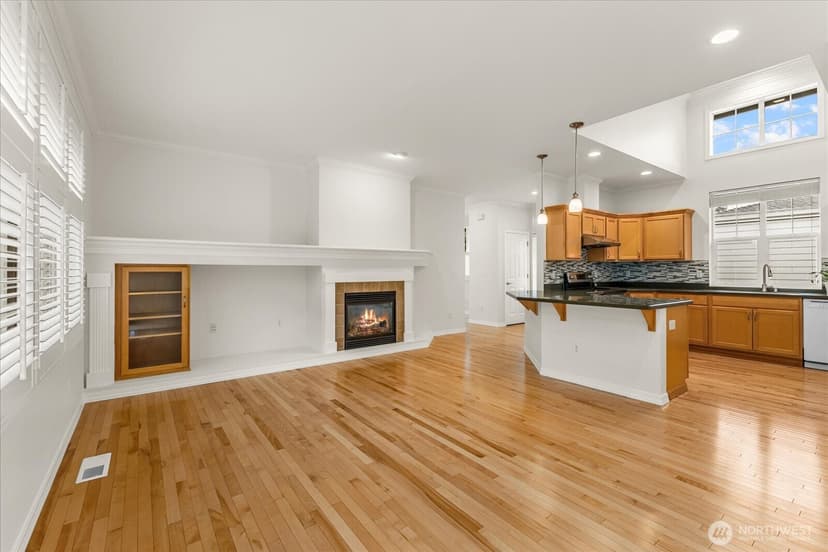 Property photo for 12724 Sunbreak Way NE, Redmond photo 8