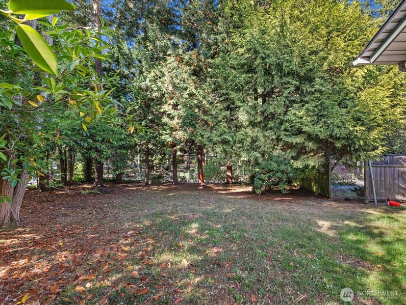 Property photo for 19909 64th Avenue W, Lynnwood photo 18