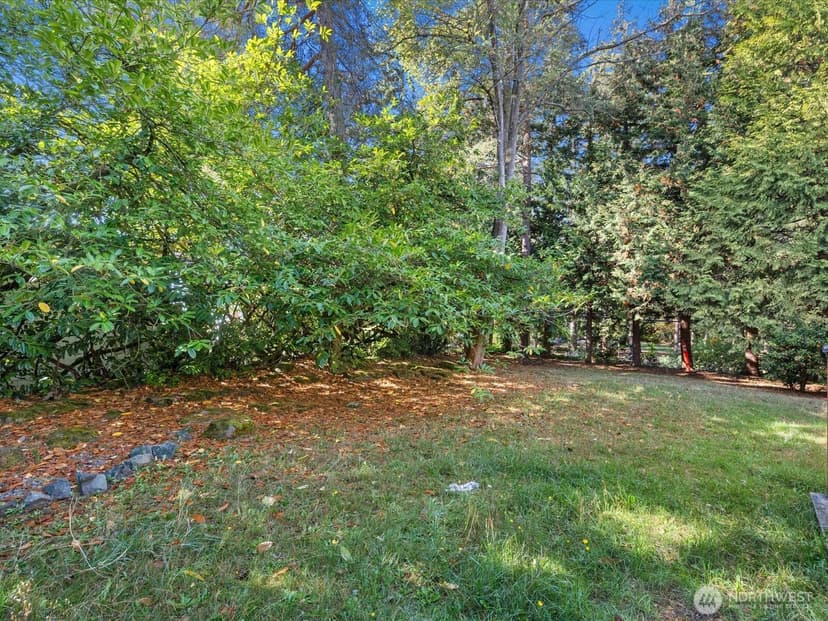 Property photo for 19909 64th Avenue W, Lynnwood photo 21