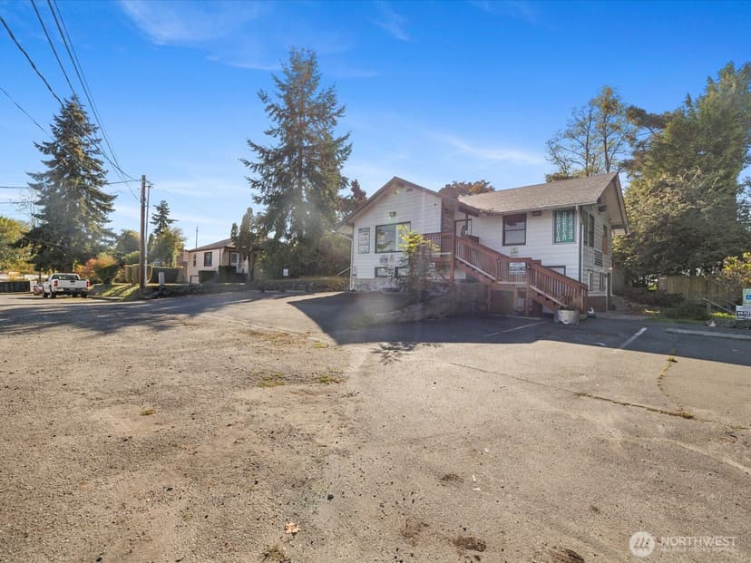 Property photo for 19909 64th Avenue W, Lynnwood photo 23