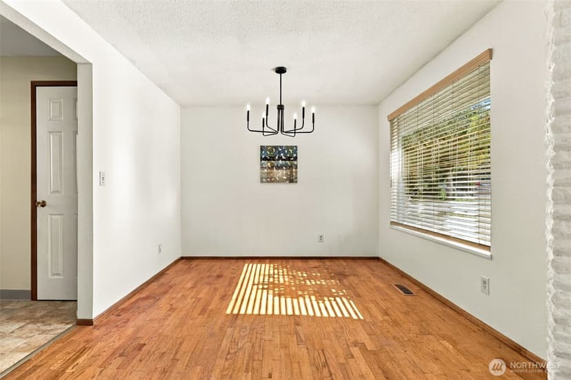 Property photo for 8321 112th Street SW, Lakewood photo 13