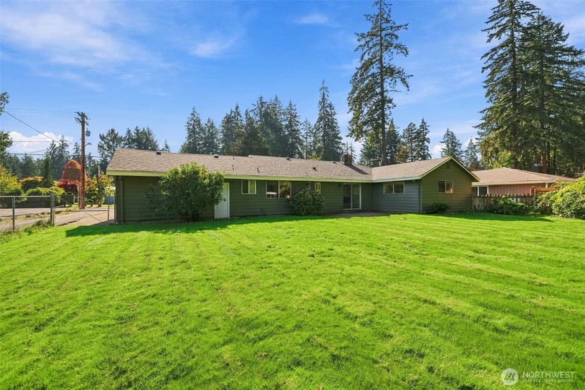 Property photo for 8321 112th Street SW, Lakewood photo 26