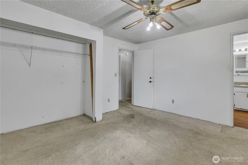 Property photo for 26623 159th Avenue SE, Covington photo 21