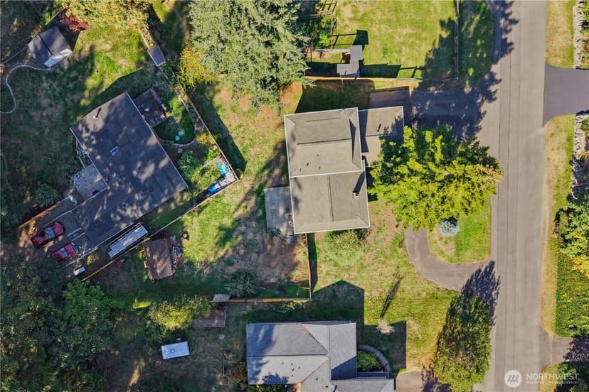 Property photo for 26623 159th Avenue SE, Covington photo 31