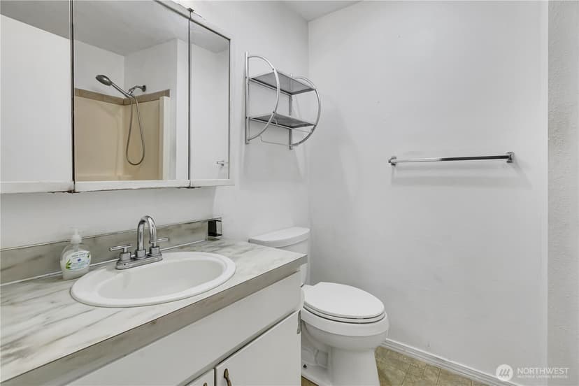Property photo for 26623 159th Avenue SE, Covington photo 24