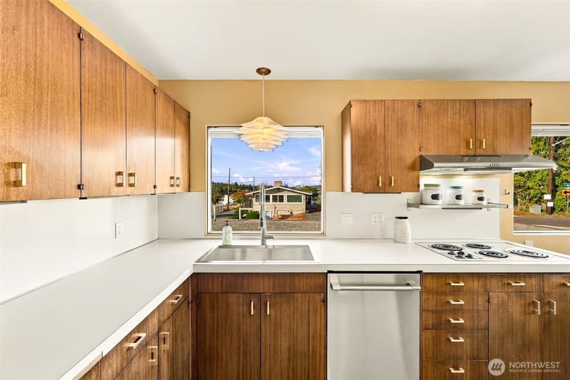 Property photo for 4658 N Lexington Street, Tacoma photo 10