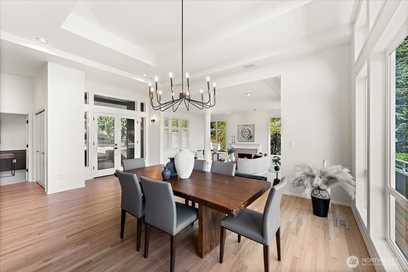 Property photo for 9095 SE 79th Street, Mercer Island photo 6