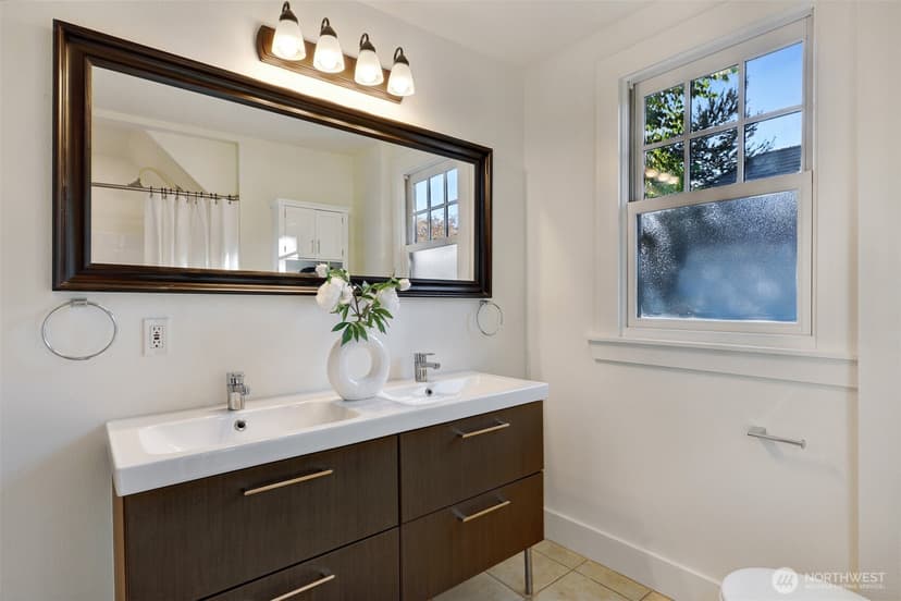 Property photo for 2311 E Columbia Street, Seattle photo 25