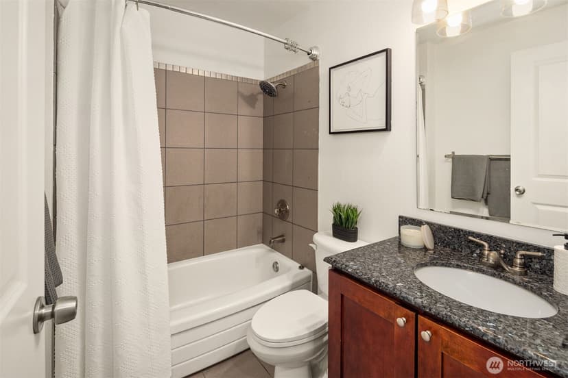 Property photo for 705 E Republican Street #401, Seattle photo 16
