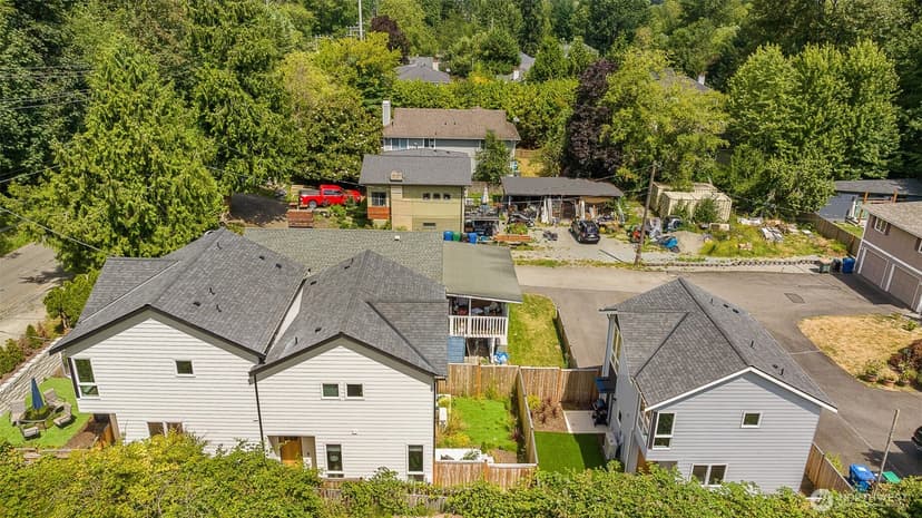 Property photo for 5984 26th Avenue SW #B, Seattle photo 24