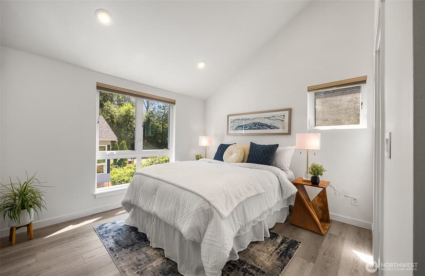 Property photo for 5984 26th Avenue SW #B, Seattle photo 10