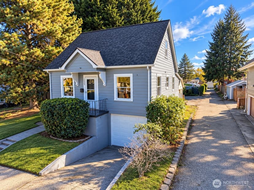 Property photo for 1009 9th Street, Bremerton photo 18