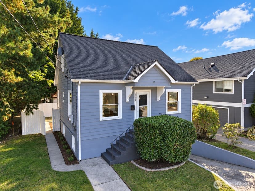 Property photo for 1009 9th Street, Bremerton