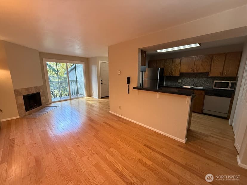 Property photo for 9474 Redmond Woodinville Road NE #A303, Redmond photo 11