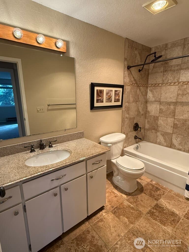 Property photo for 9474 Redmond Woodinville Road NE #A303, Redmond photo 14