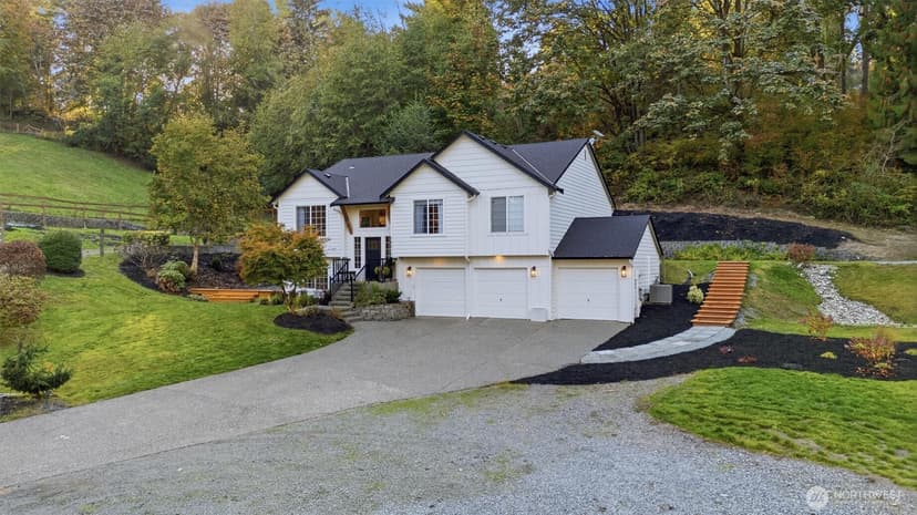 Property photo for 14310 214th Place SE, Snohomish photo 2