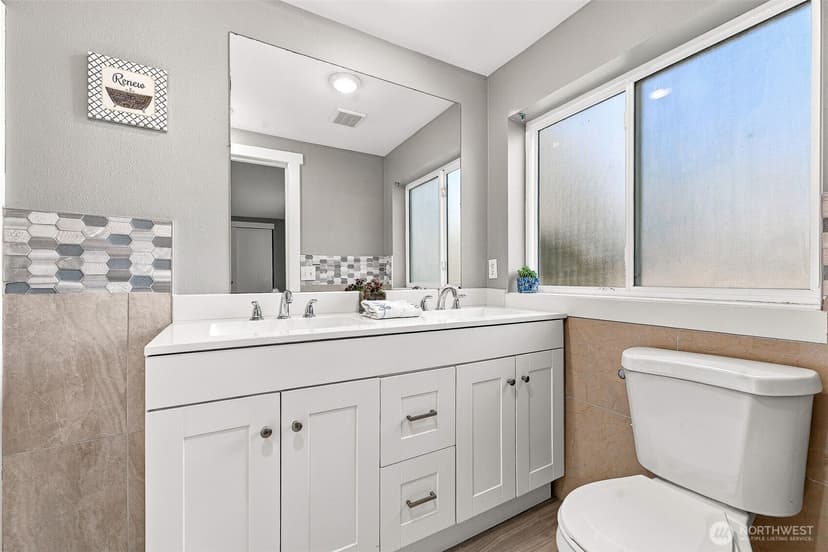 Property photo for 27236 116th Place SE, Kent photo 17
