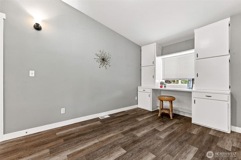 Property photo for 27236 116th Place SE, Kent photo 6