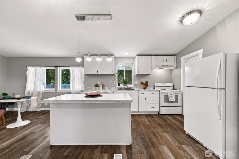 Property photo for 27236 116th Place SE, Kent photo 10