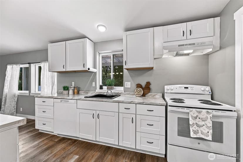 Property photo for 27236 116th Place SE, Kent photo 13