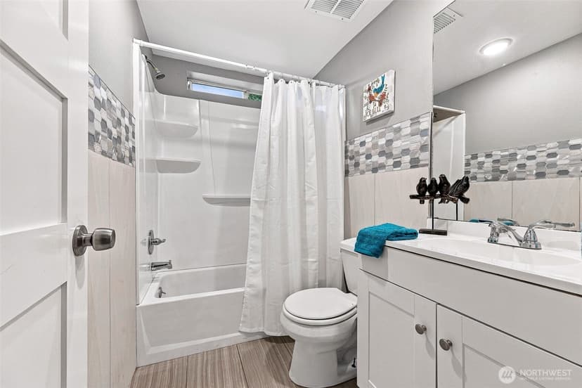 Property photo for 27236 116th Place SE, Kent photo 21