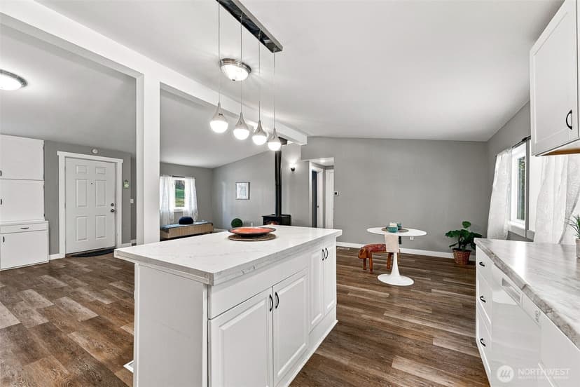 Property photo for 27236 116th Place SE, Kent photo 14