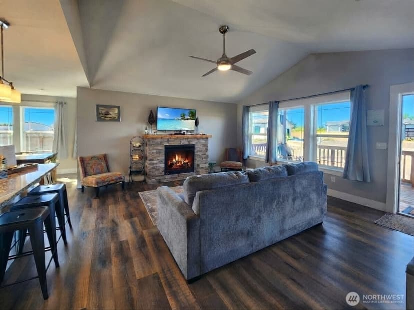 Property photo for 995 Alida Court SE, Ocean Shores photo 12