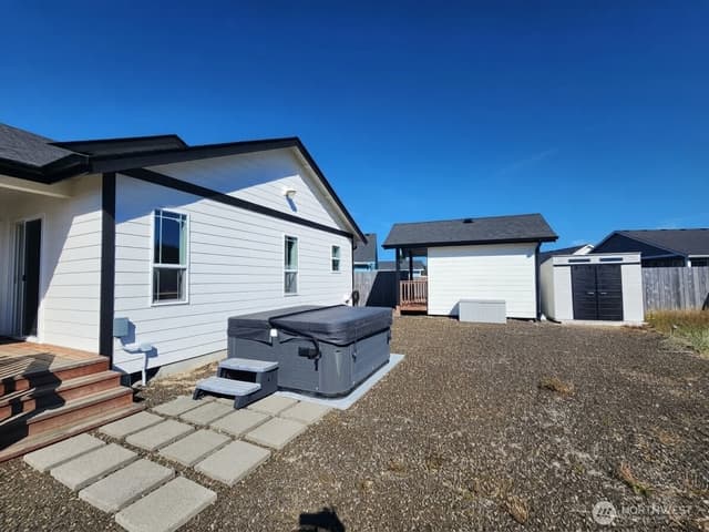 Property photo for 995 Alida Court SE, Ocean Shores photo 5