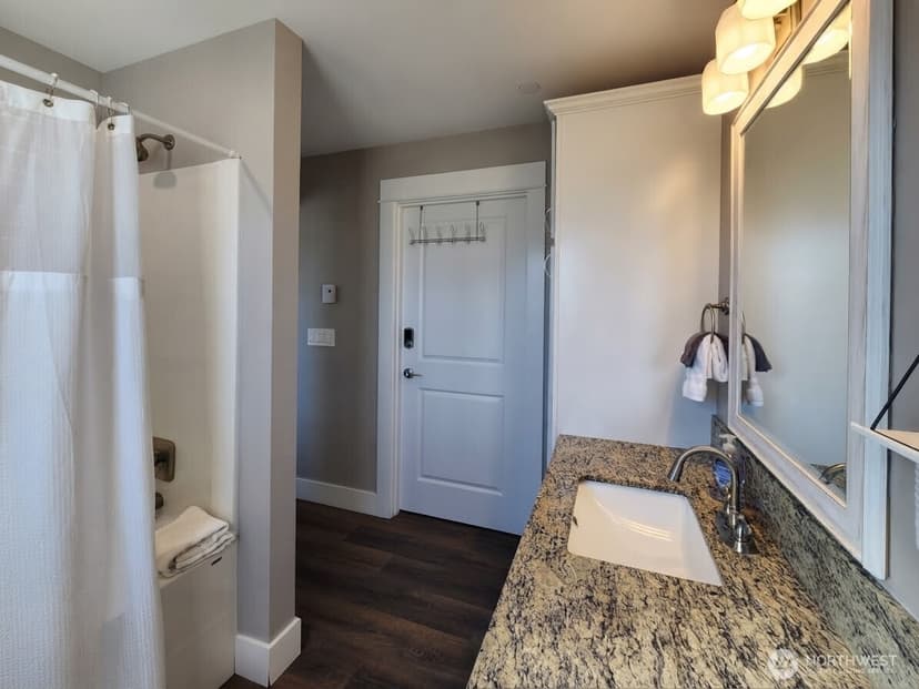 Property photo for 995 Alida Court SE, Ocean Shores photo 18