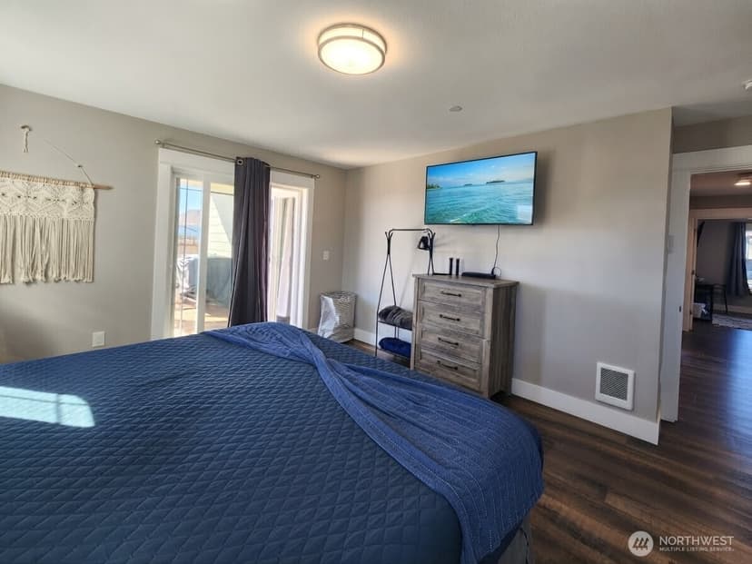 Property photo for 995 Alida Court SE, Ocean Shores photo 16