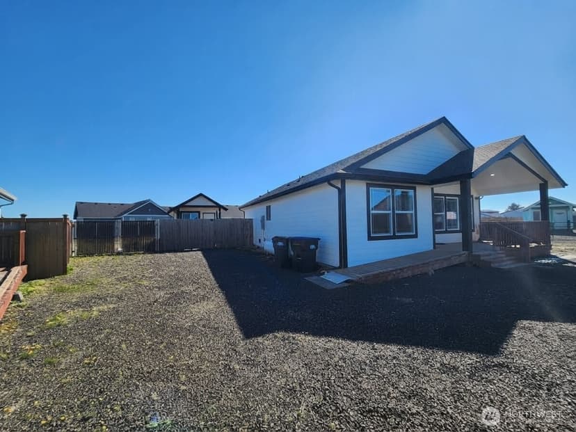 Property photo for 995 Alida Court SE, Ocean Shores photo 33